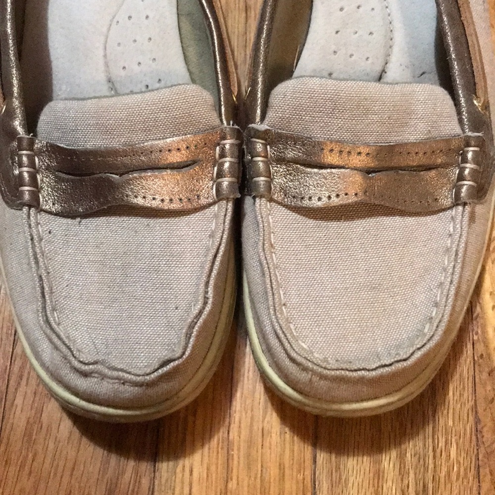 Tan and gold sperry